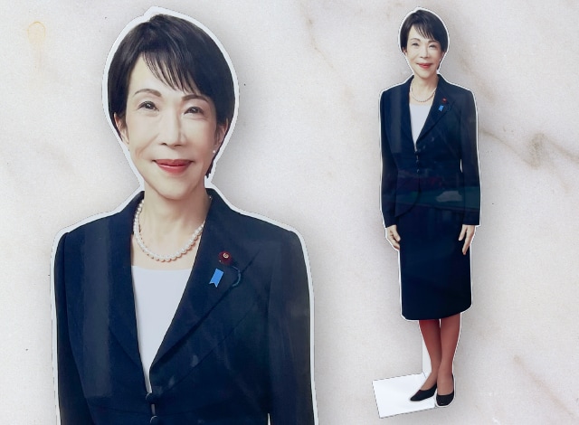 高市首相 等身大パネル